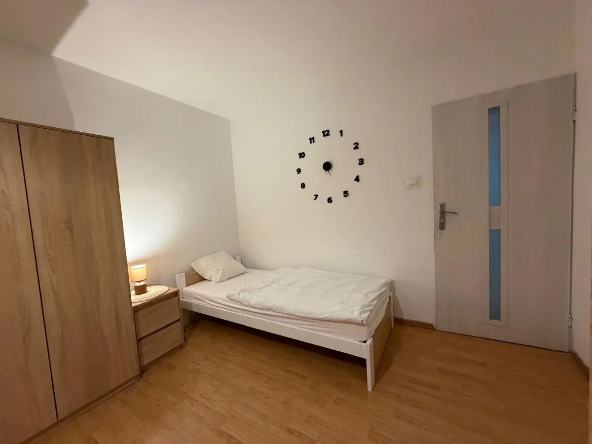 Sypialnia w apartamencie Odra – noclegi pracownicze Słubice - WW Apartamenty i Noclegi Słubice